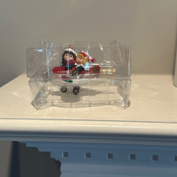 Vintage Campbell’s Soup airplane ornament - Picture 9 of 13